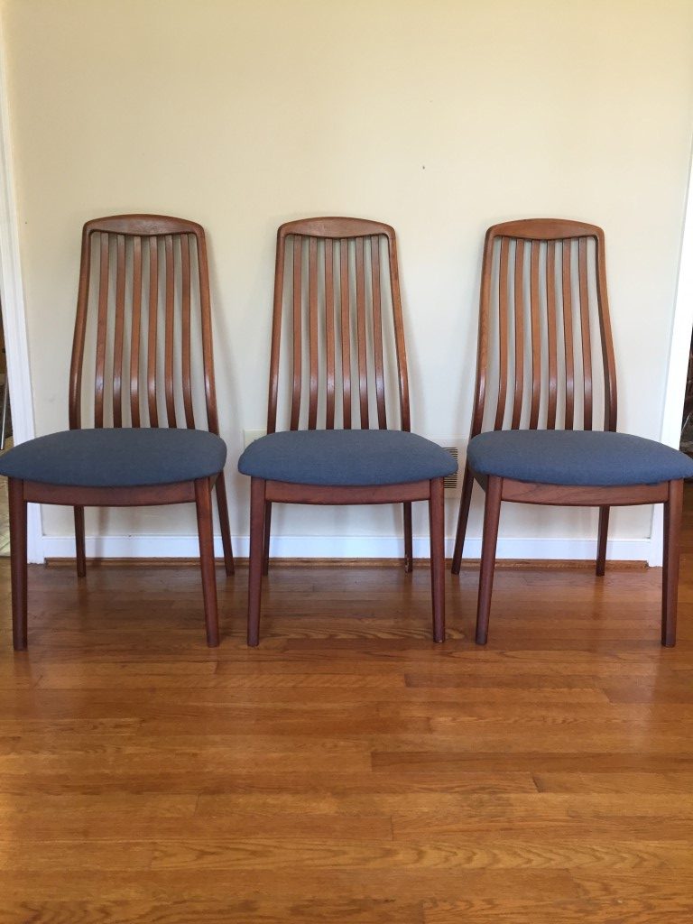 set of 3 Danish teak dining chairs by Benny Linden