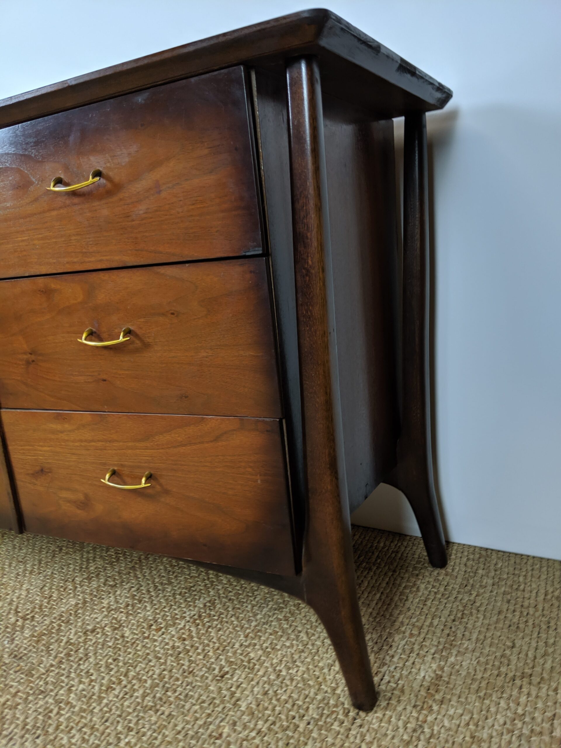 Mid Century Modern Walnut Nine Drawer Dresser, Unagusta, Forward - Image 6