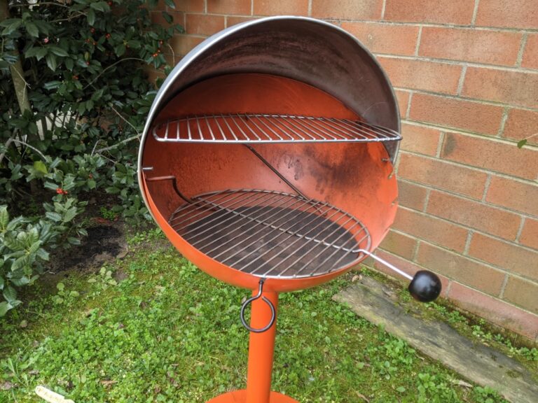 Vintage 60's Atomic Spherical Clamshell Shepherd Ball Grill by Bill