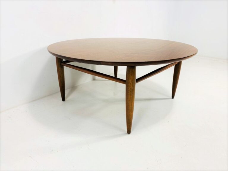 Mid Century Modern Circular Coffee Table by Mersman Furniture - EPOCH