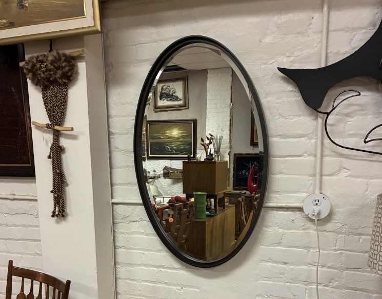 Heavy Metal Framed Beveled Edge Modern Oval Wall Mirror