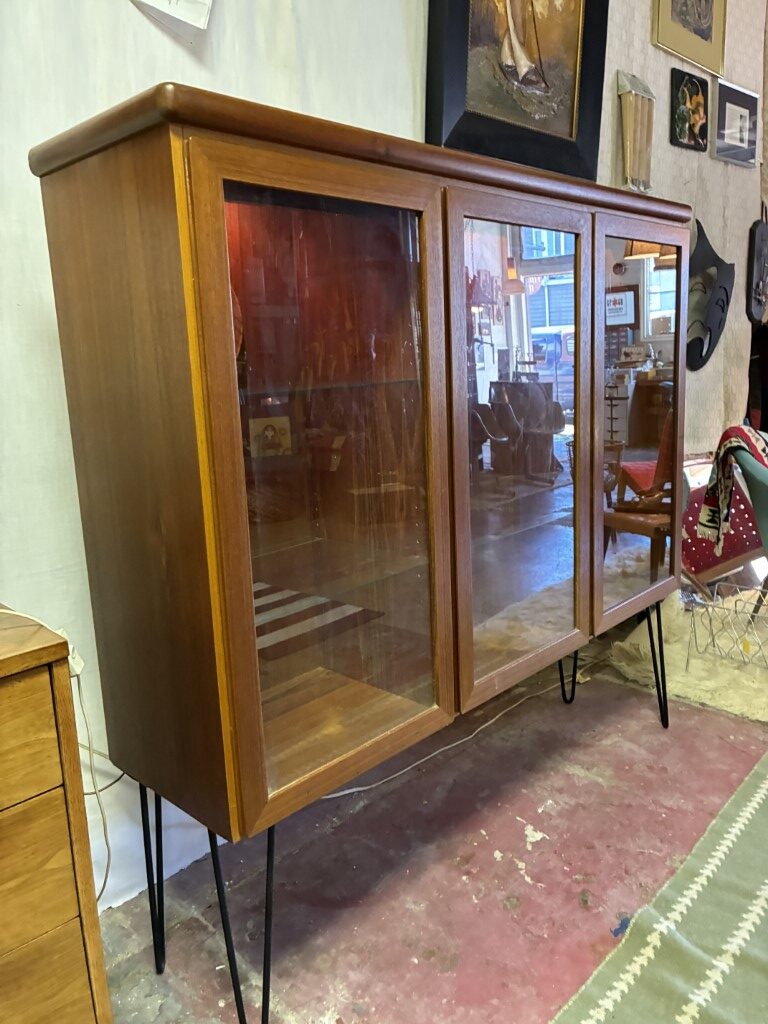 Illuminating Danish Modern Teak Display China Cabinet by Ramus - Image 2