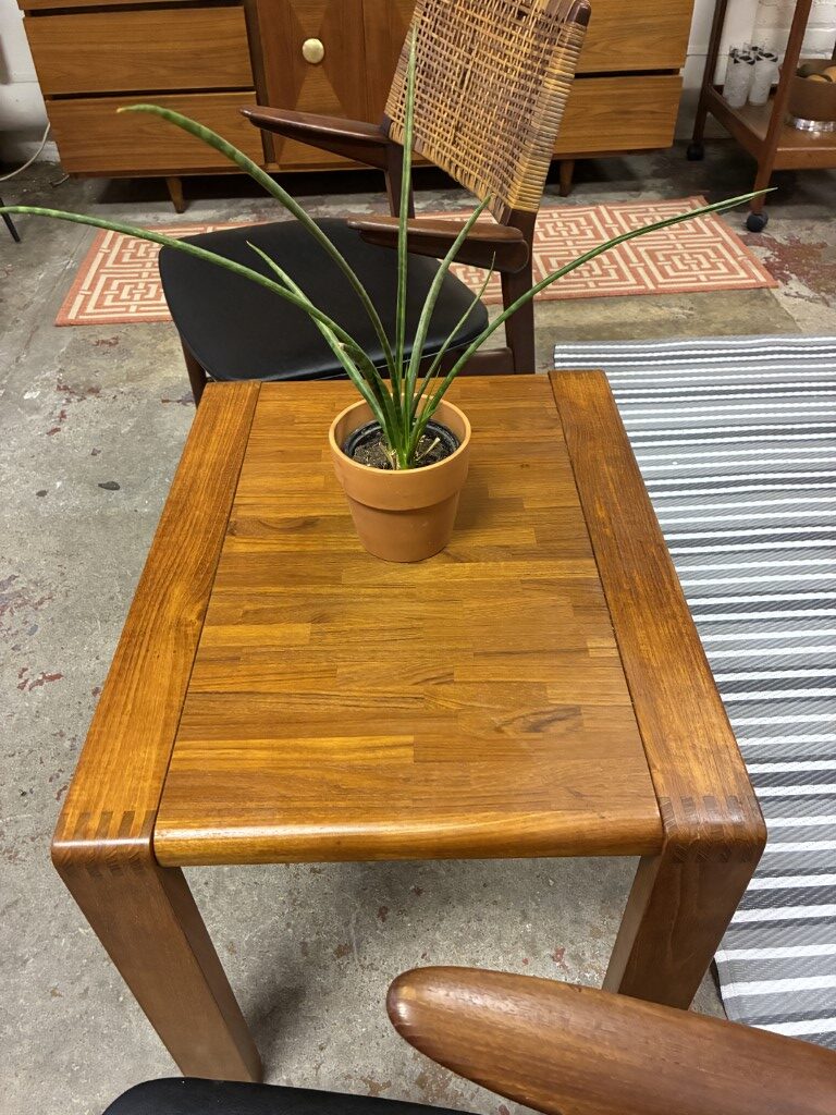 Danish Modern Teak End Table, Exposed Joinery by D-Scan - Image 2