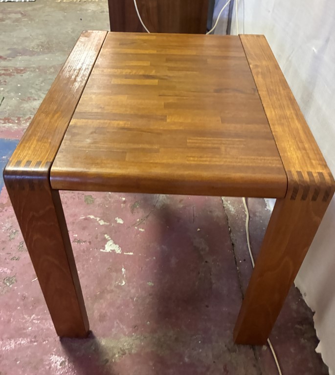 Danish Modern Teak End Table, Exposed Joinery by D-Scan - Image 3