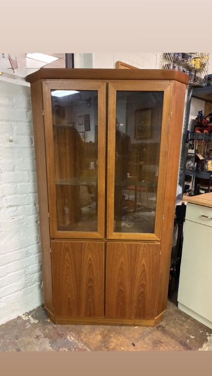 Illuminating Danish Modern Teak Corner Cabinet by Scovby - Image 4
