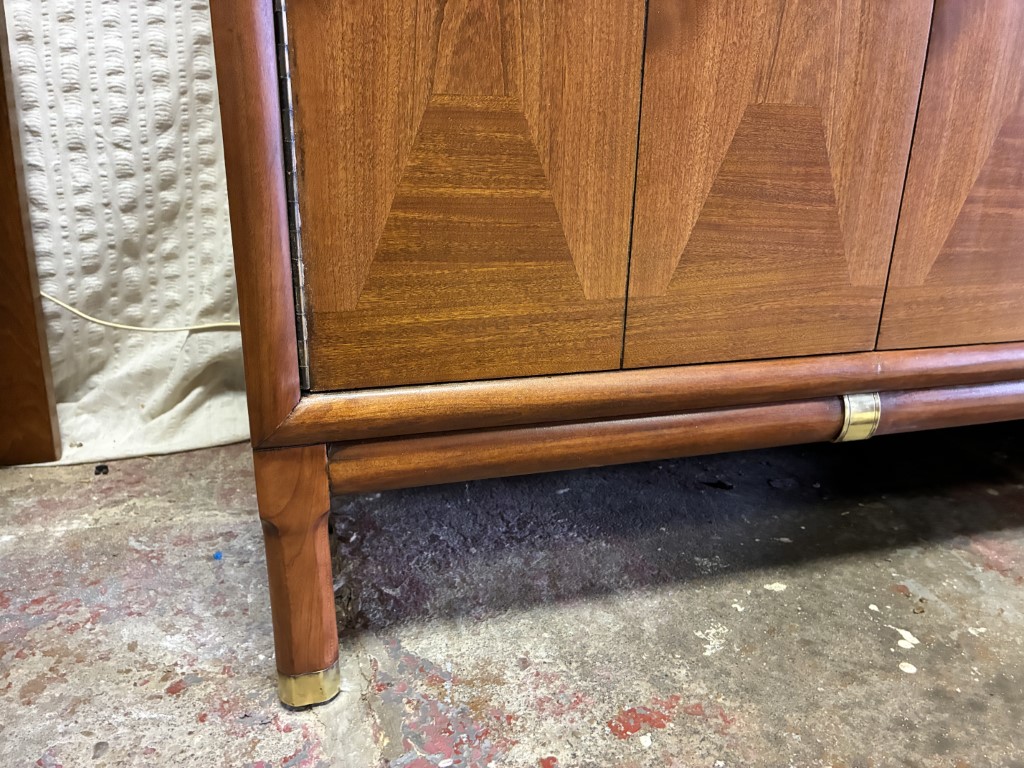 Mahogany & Cherry Credenza Attributed to Renzo Rutili for Johnson Furniture - Image 9