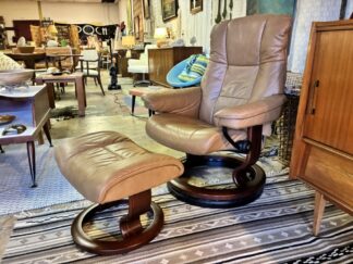 Ekornes "Stressless" Leather Recliner Chair & Ottoman, Rosewood Frame