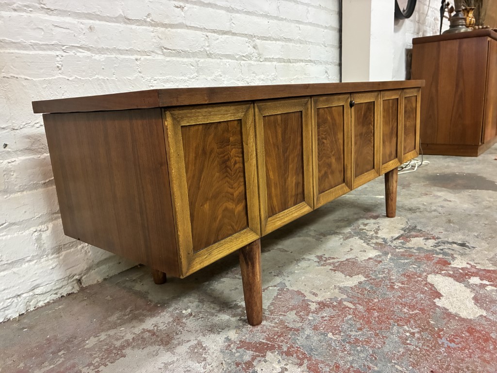 1964 Long & Low Lane Walnut "Princess" Cedar Chest - Image 2