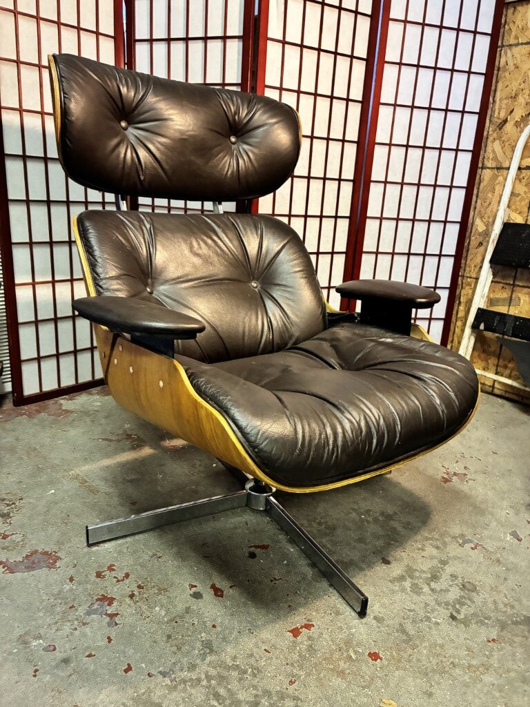 Authentic, Mid Century Modern, Restored Selig Bentwood Office Chair - Image 4