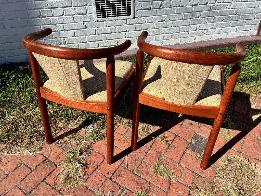 Danish Modern Teak Chairs Attributed to Johannes Anderson for Uldum Mobelfabrik - Image 9